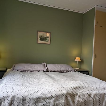 Brukshotellet Oeland - Vandrarhem Degerhamn Bagian luar foto