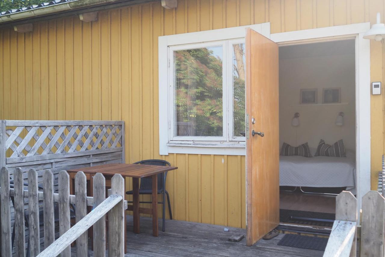 Brukshotellet Oeland - Vandrarhem Degerhamn Bagian luar foto