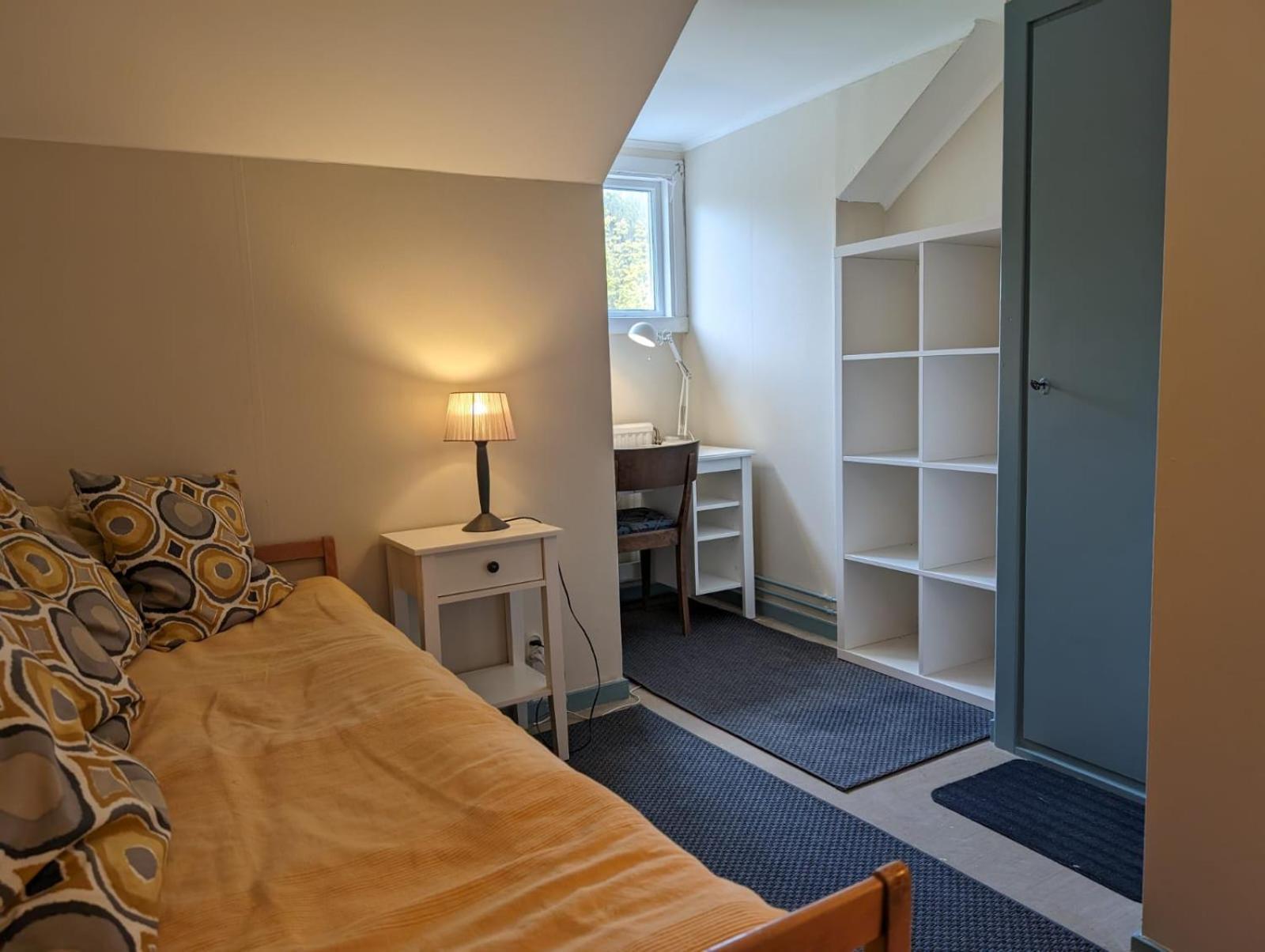 Brukshotellet Oeland - Vandrarhem Degerhamn Bagian luar foto