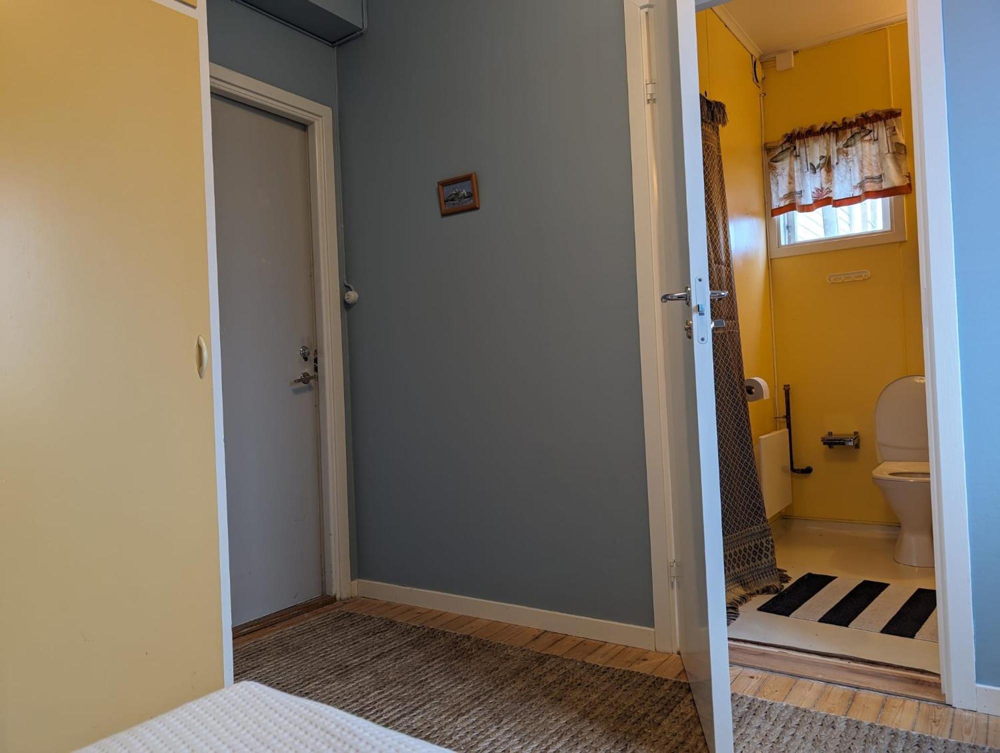 Brukshotellet Oeland - Vandrarhem Degerhamn Bagian luar foto