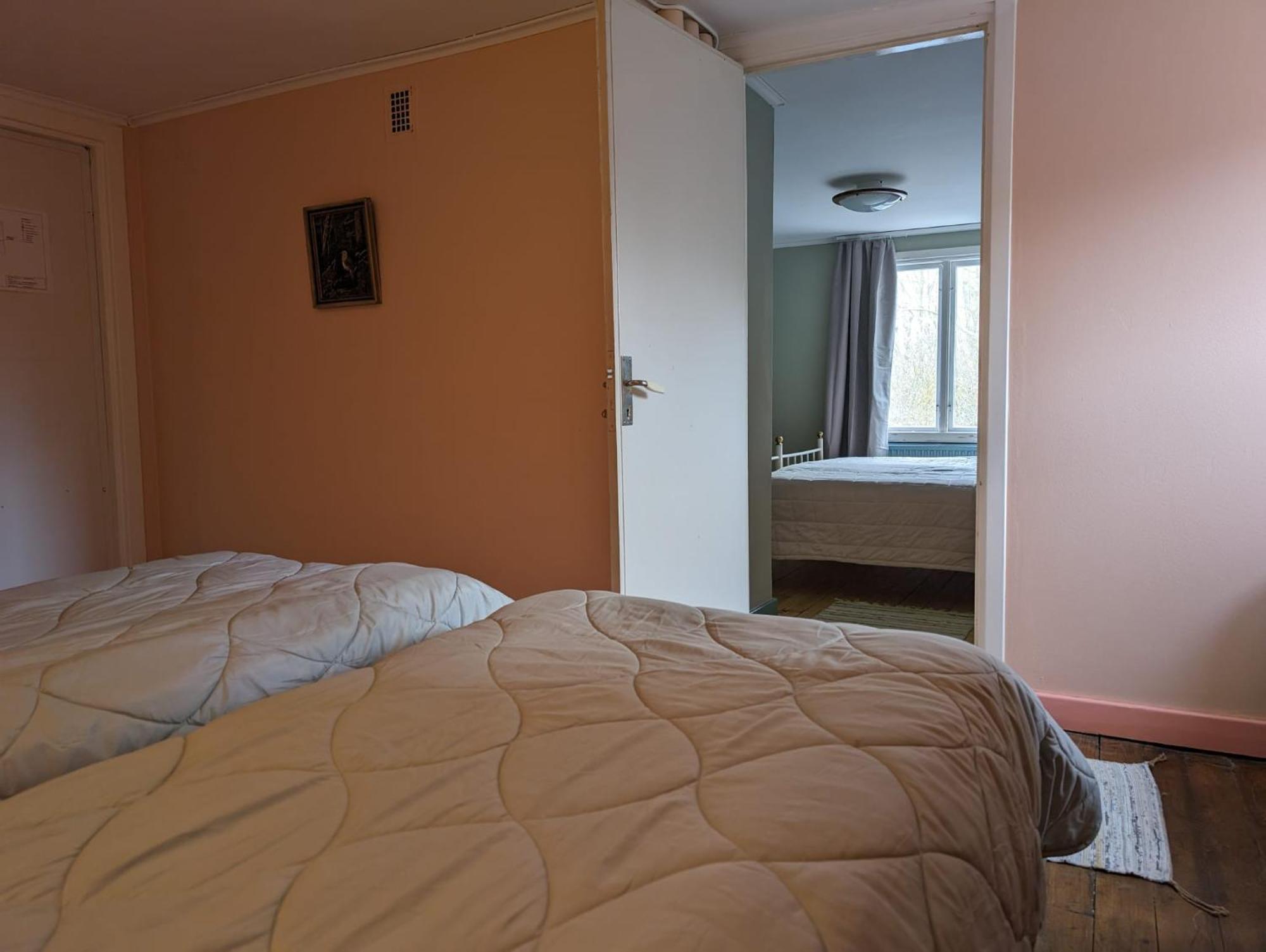 Brukshotellet Oeland - Vandrarhem Degerhamn Bagian luar foto