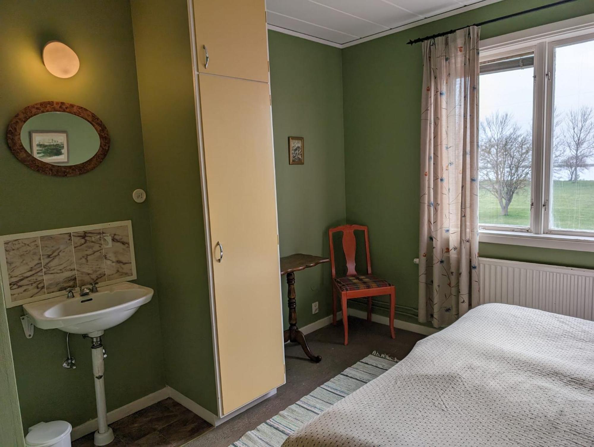 Brukshotellet Oeland - Vandrarhem Degerhamn Bagian luar foto